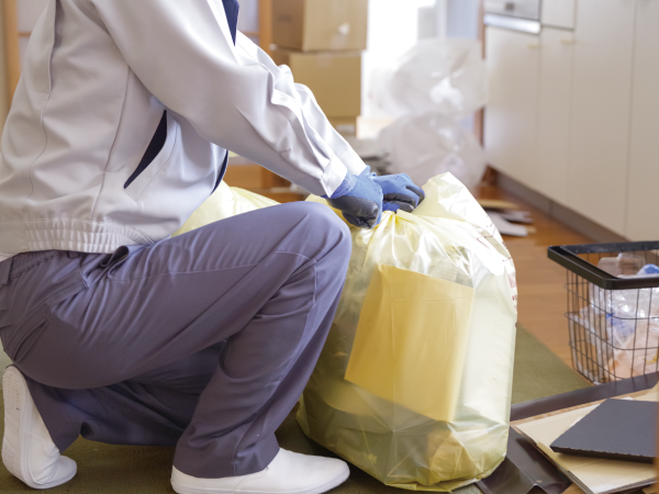 遺品・残置物の仕分け・搬出